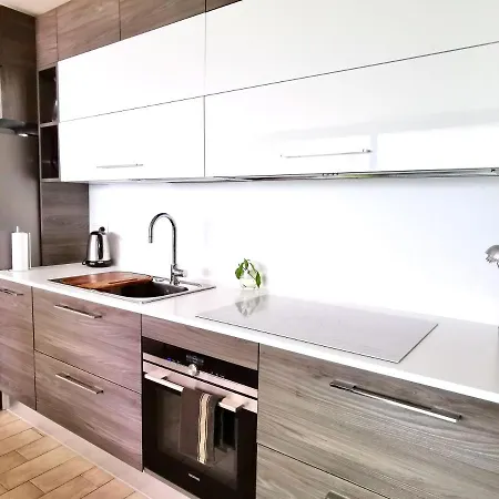 The View!!! By Design