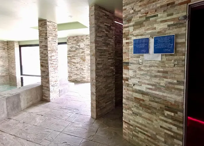 The View!!! By Design Apartment