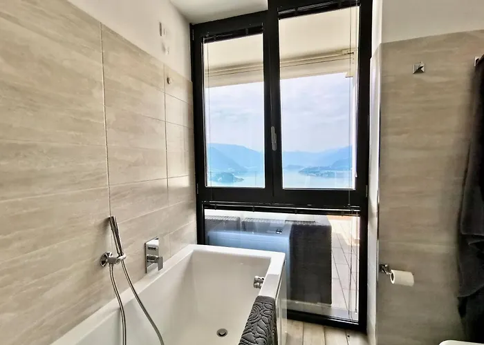 The View!!! By Design Apartment *