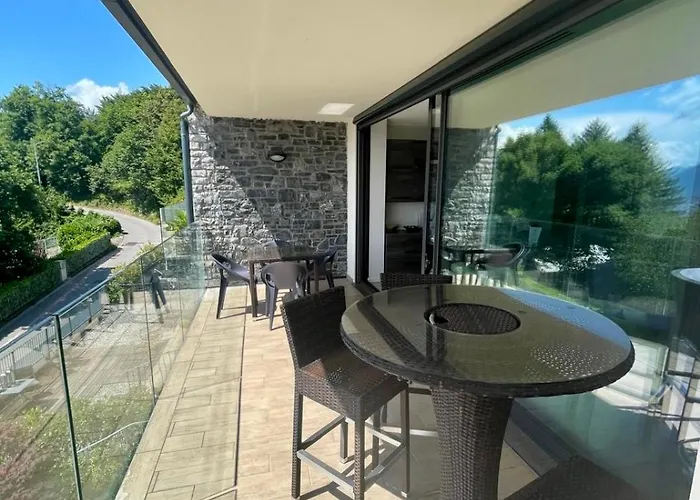 The View!!! By Design Apartment *